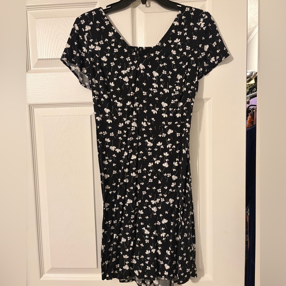 Old Navy Black and White Floral Midi Dress